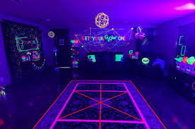 Glow in the dark Party theme-party themes for your next celebration by misspresident blog